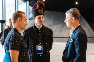 STRENGTH & TENDERNESS – the phenomenon of the 15th International Tato.Net Fathers Forum