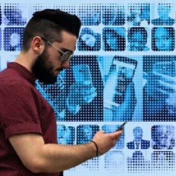 Як  захистити  себе та дітей від маніпуляцій в Інтернеті?