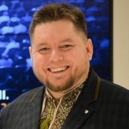 Максим Бондаренко